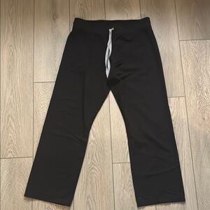Women’s Figs Scrub Pants